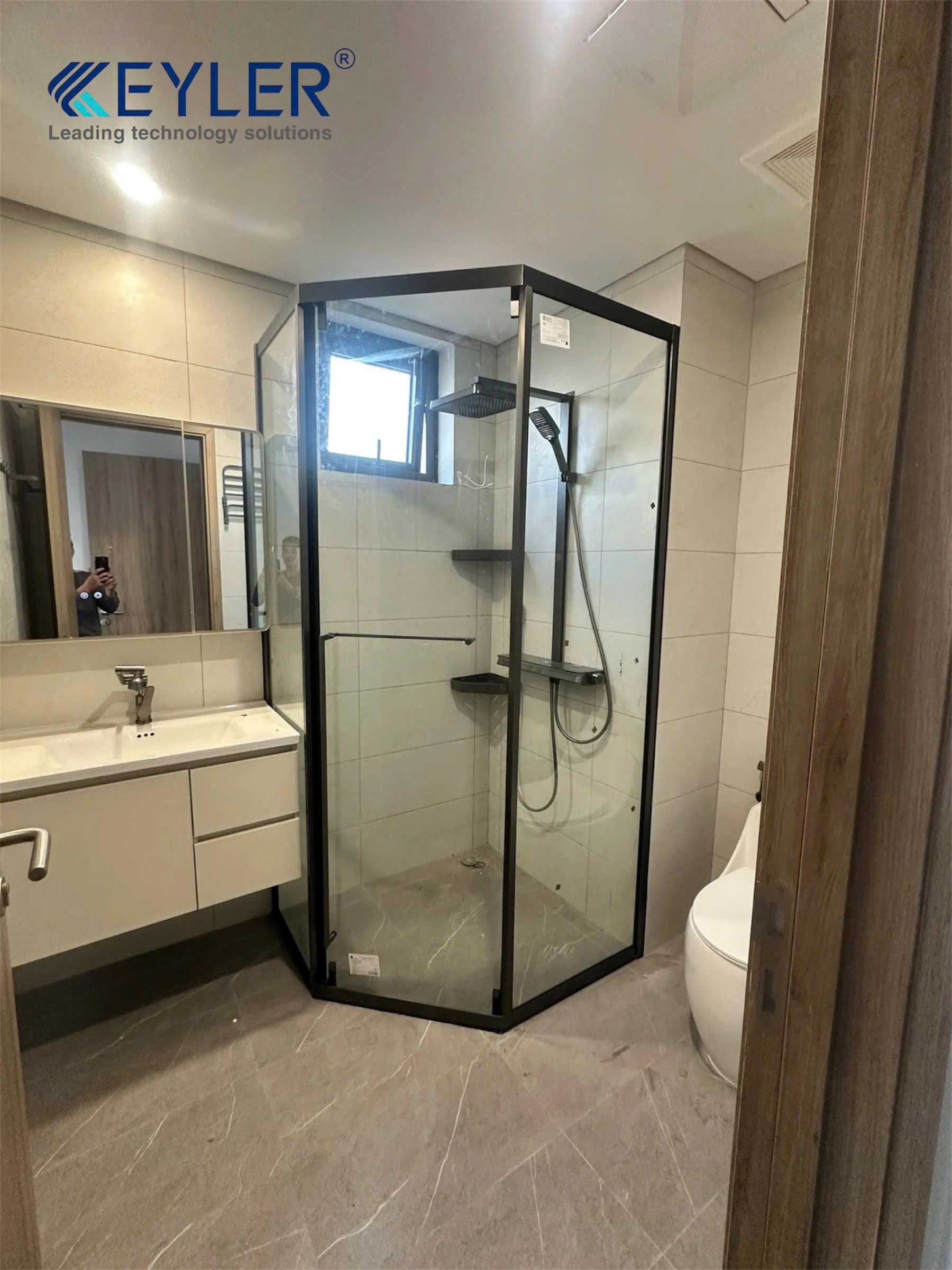 Bàn Giao & Hoàn Thiện Cabin Tắm Kính Cao Cấp Tại Chung Cư Wisteria – Kim Chung, Hoài Đức, Hà Nội