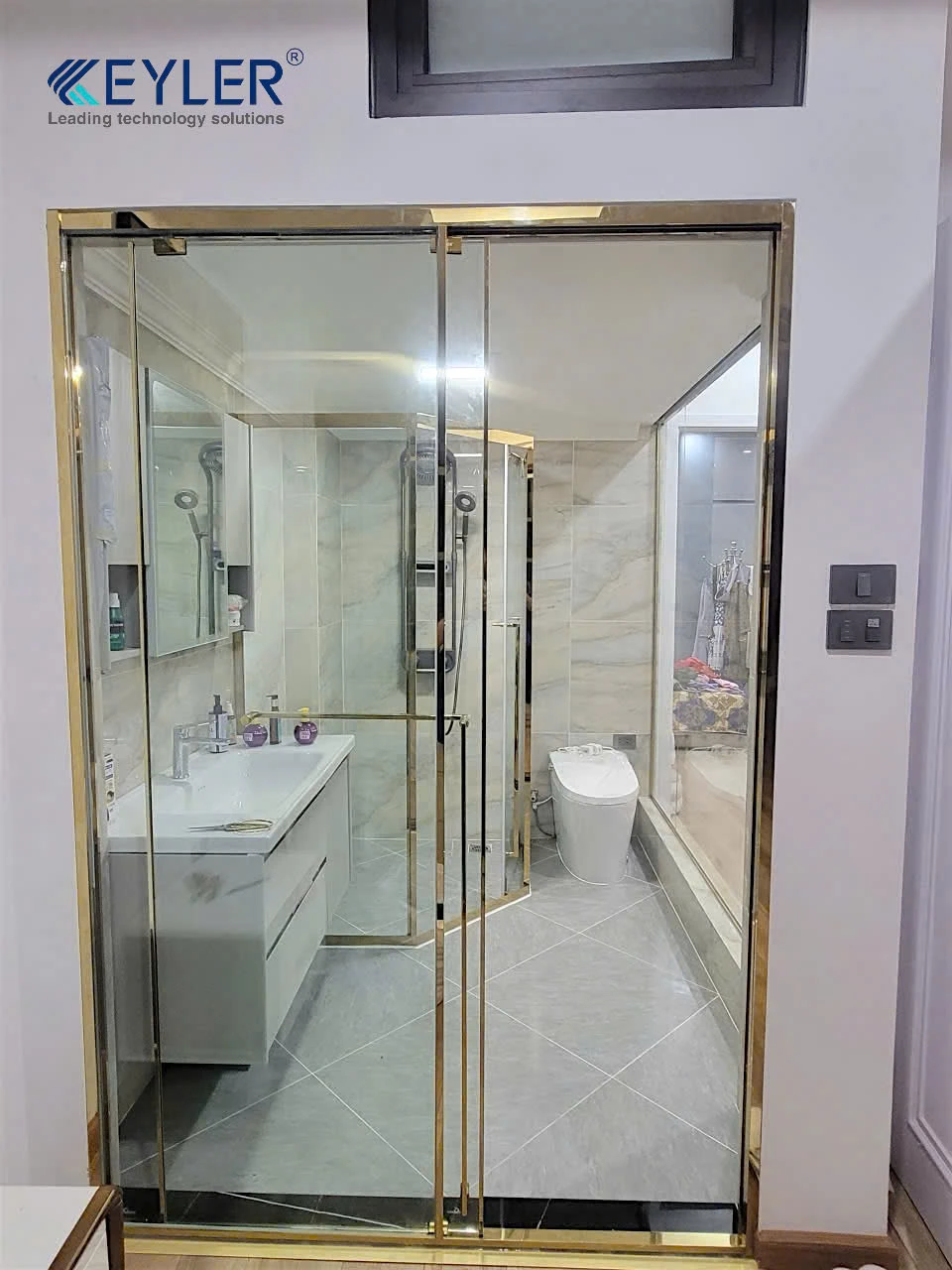 PHỤ KIỆN CABIN TẮM MÀU VÀNG GOLD – ĐIỂM NHẤN SANG TRỌNG CHO KHÔNG GIAN PHÒNG TẮM HIỆN ĐẠI