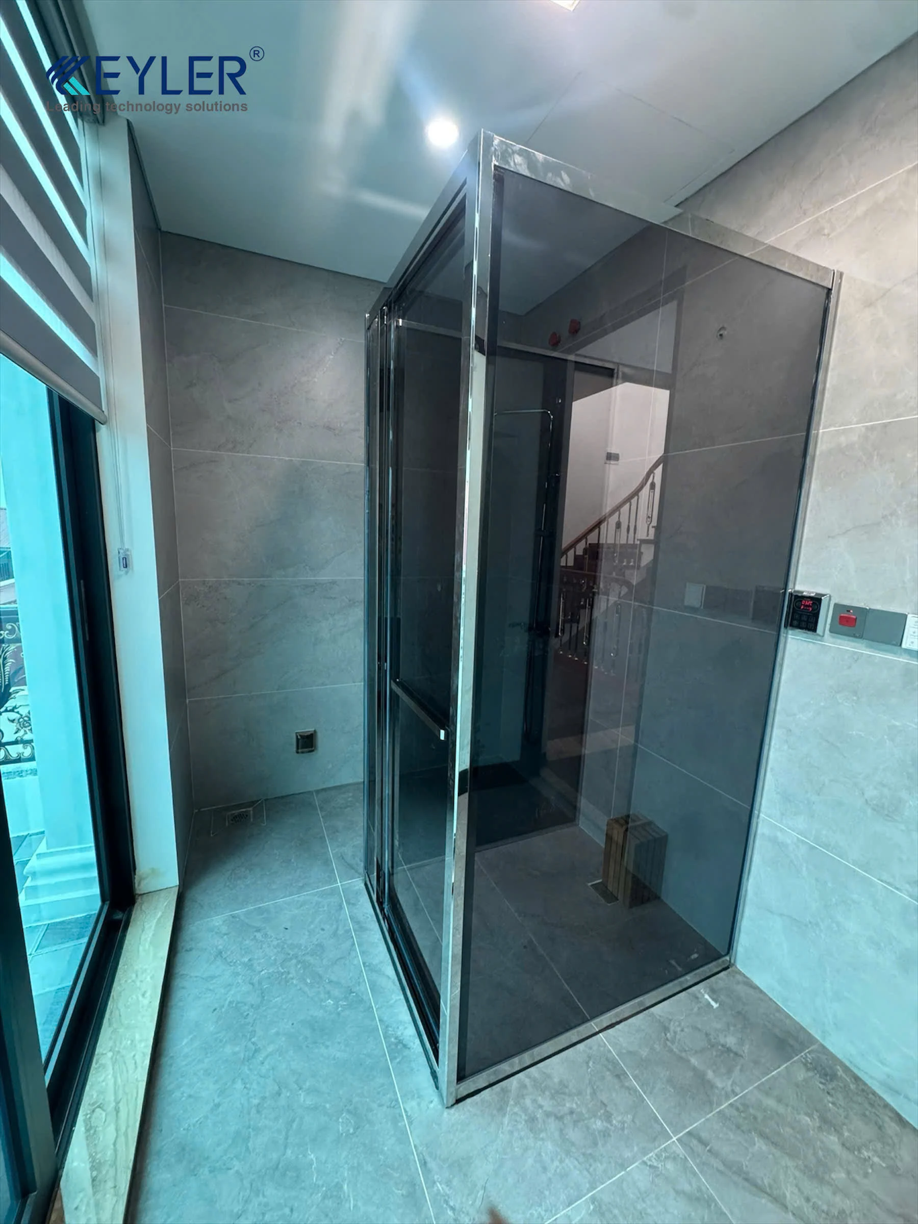 Khách Hàng Phúc Yên Hài Lòng Với Phụ Kiện Cabin Tắm Kính Keyler Kết Hợp Phòng Xông Hơi